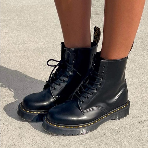 Martens 1460 BEX US W Black Smooth Leather Boots Yellow